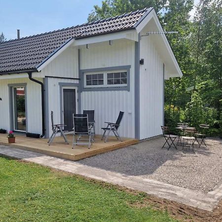 Attefallshuset Toftahoejden 7 Векшё Экстерьер фото