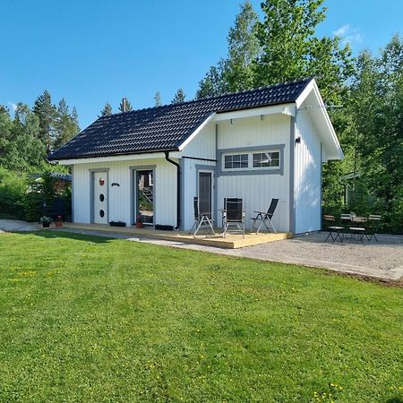Attefallshuset Toftahoejden 7 Векшё Экстерьер фото